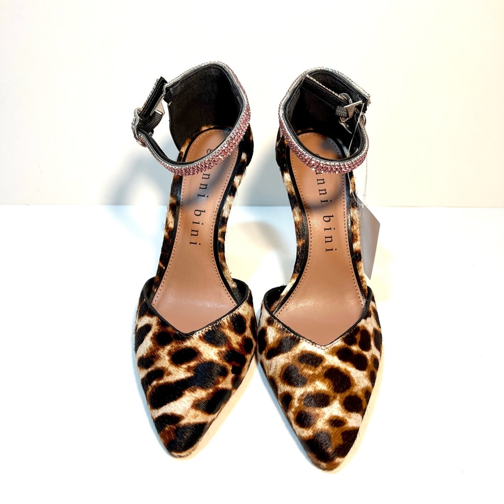 Gianni Bini Jesika Leopard Print Calf Hair Bling Ankle Strap Pumps sz 6 M
